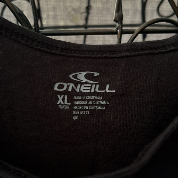 O’Neill Tank Top - size XL - Picture 2 of 6